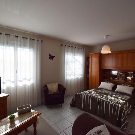 Gite Moncherie Colayrac-Saint-Cirq Bagian luar foto